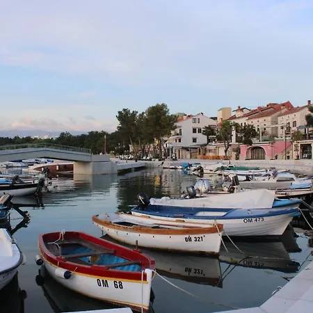 B&v Island Krk Apartman Njivice